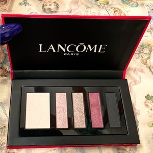 Lancôme Color Design Palette. Sensational Effects Eye Shadow. W Smoke eye brush